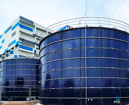 Установка стекла в стальные резервуары: стремальный и эффективный процесс